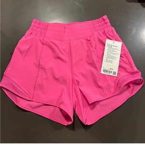 Lululemon hotty hot high rise 4” lined
